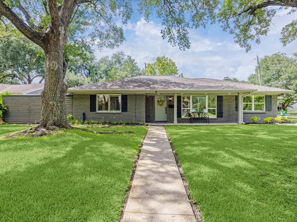 5702 Capello Drive, Houston TX 77035