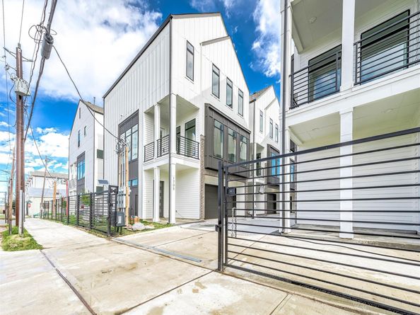 1705 Milby Street, Houston TX 77003