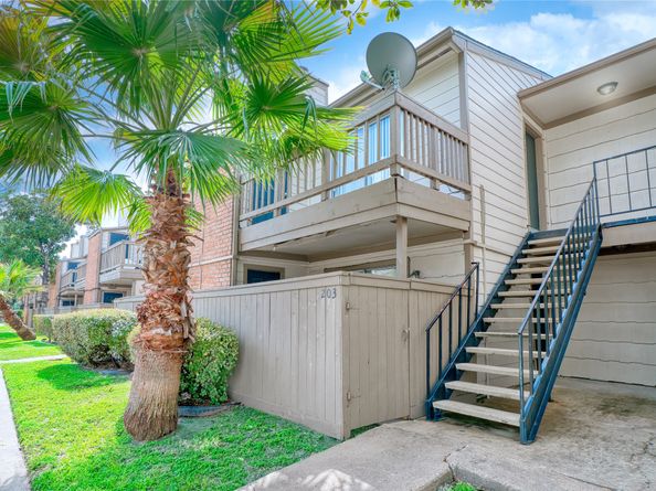 6001 Reims Road 204, Houston TX 77036