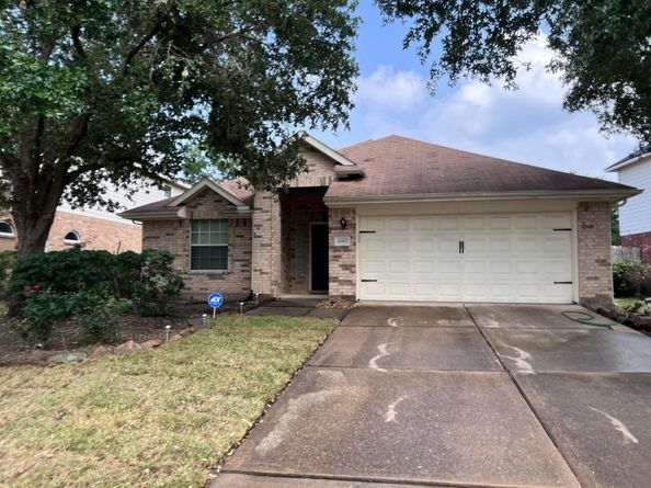 6002 Crestford Park Lane, Houston TX 77084