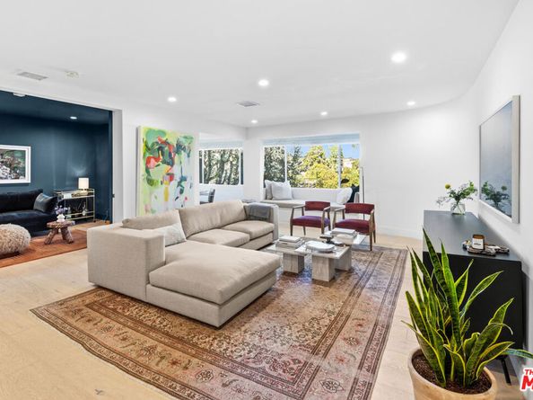 930 California Avenue 301, Santa Monica CA 90403
