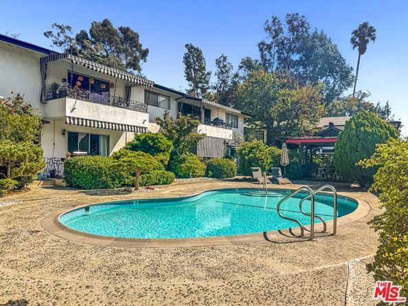 3320 Griffith Park Boulevard 4, Los Angeles CA 90027