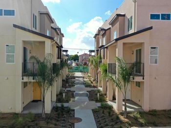 463 Creekside Circle