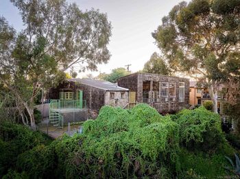 720 W Montecito Way