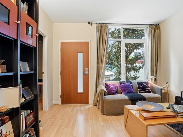 425 W Beech St 107, San Diego CA 92101