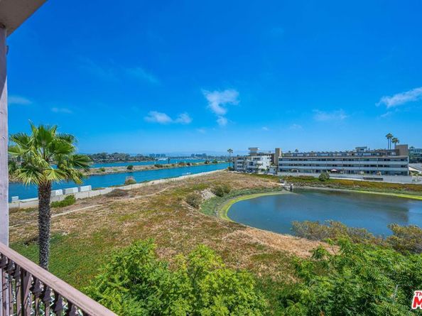 6220 Pacific Avenue 303, Playa Del Rey CA 90293