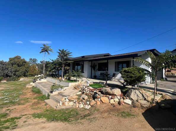 272 Lilac Dr, El Cajon CA 92021