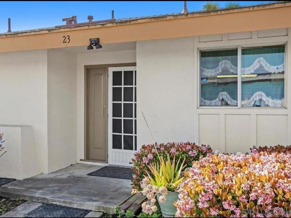 3660 Vista Campana N. 23, Oceanside CA 92057