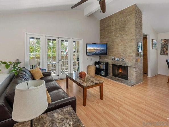 6028 Gaines St, San Diego CA 92110