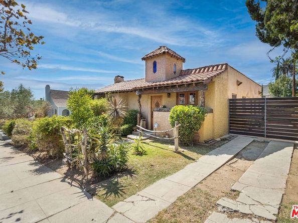 1309 Carmona Avenue, Los Angeles CA 90019