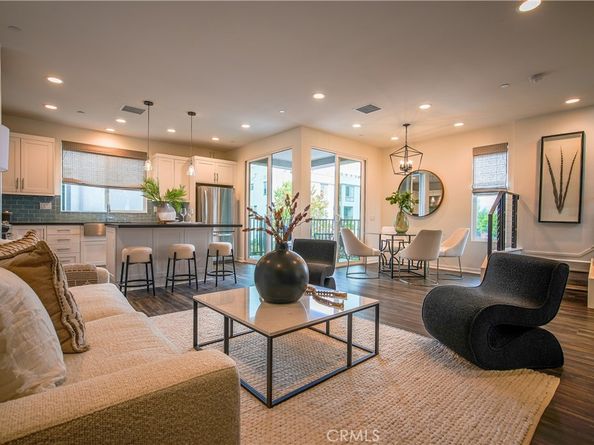 1022 Bridgewater Way, Costa Mesa CA 92627