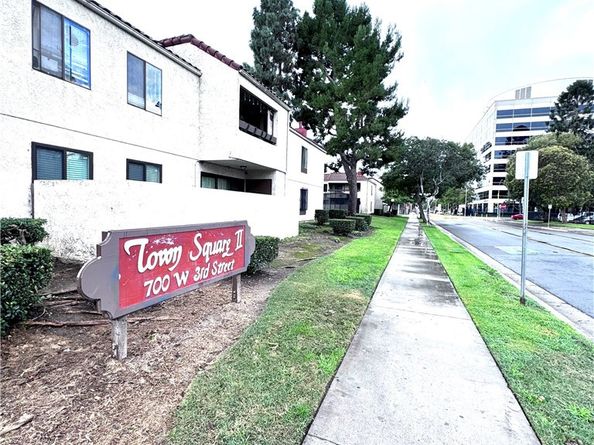 700 W 3rd B107, Santa Ana CA 92701
