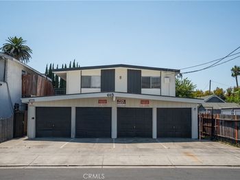615 Cerritos Avenue
