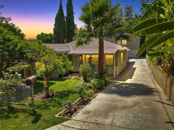 829 Cooper Ave, Los Angeles CA 90042