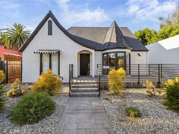 6521 Homewood Avenue