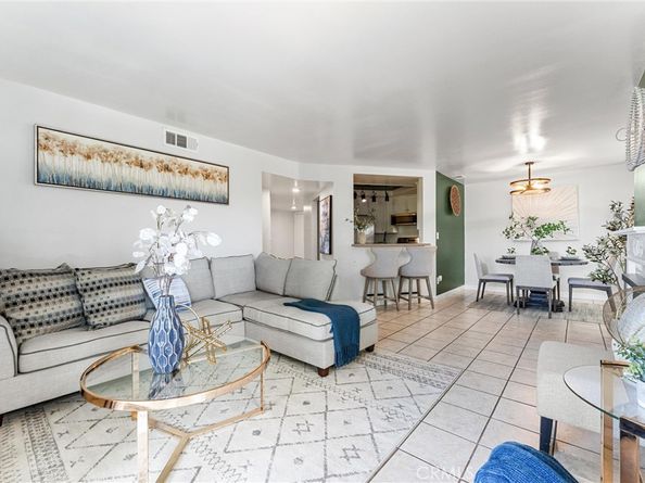 628 Daisy Avenue 311, Long Beach CA 90802