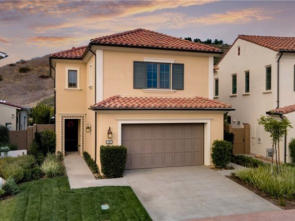 343 Paradiso, Irvine CA 92602