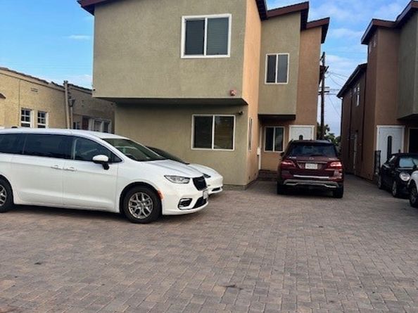 1743 W 37th Street, Los Angeles CA 90018