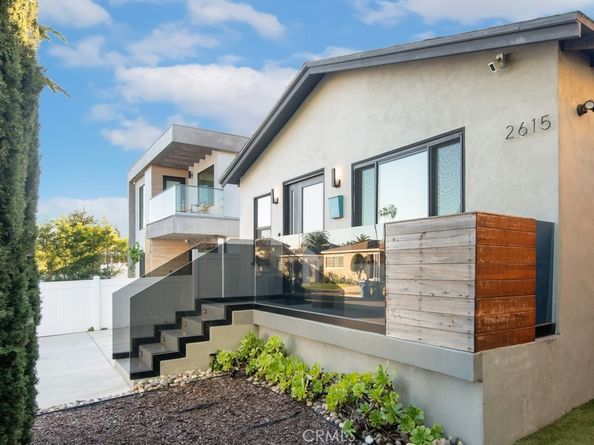 2615 Clyde Ave, Los Angeles CA 90016