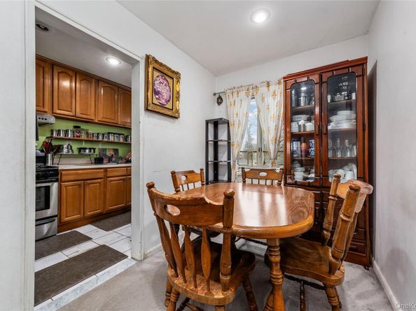 221-15 Manor Road UPPER, Queens Village NY 11427