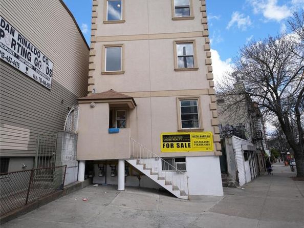 56-29 Roosevelt Avenue, Flushing NY 11377