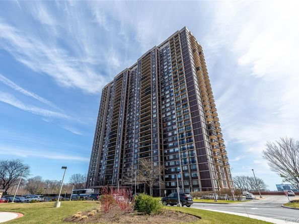 269-10 Grand Central Parkway 18 G, Floral Park NY 11005