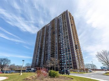 269-10 Grand Central Parkway