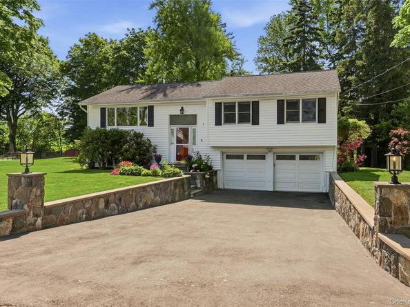 3499 Katrina Drive, Yorktown Heights NY 10598
