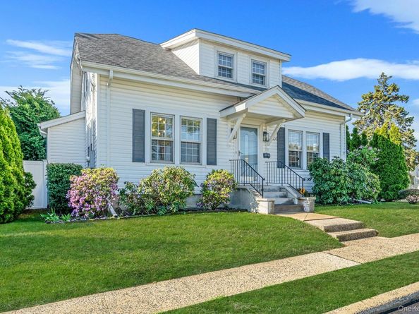 101 Oswego Street, North Bellmore NY 11710