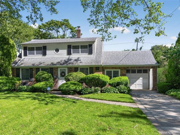 261 Wright Avenue, Carle Place NY 11514