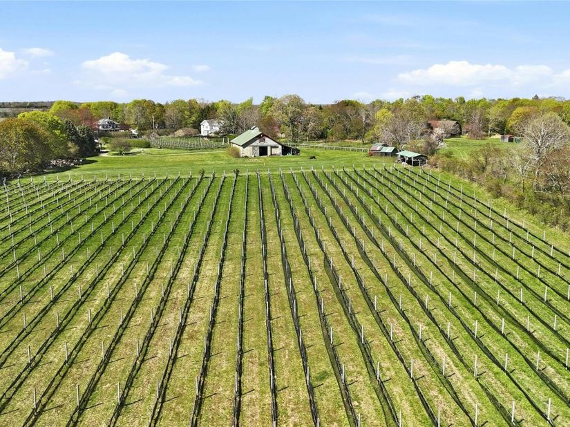 35950 Main Road, Cutchogue NY 11935