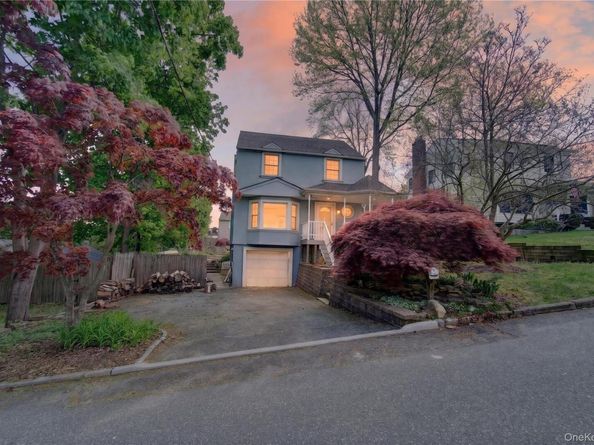 118 Longfellow Drive, Kings Park NY 11754