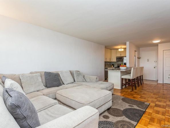 1841 Central Park Avenue 17K, Yonkers NY 10710