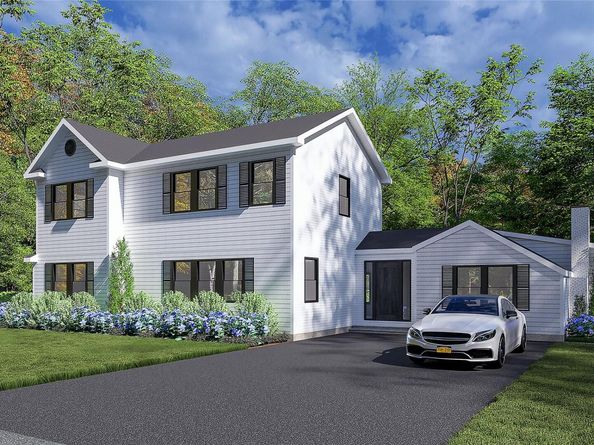 282 Vanderbilt Boulevard, Oakdale NY 11769