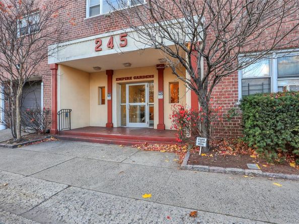 245 Bronx River Road 7C, Yonkers NY 10704
