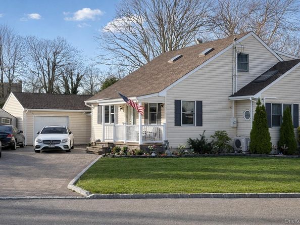 40 Alton Road, Babylon NY 11702