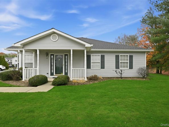 12 Merrimack Road, Hauppauge NY 11787