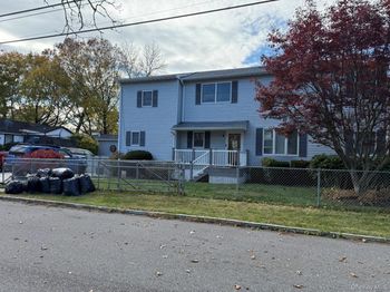 196 Neighborhood Road