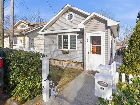 24 Poplar Avenue 24, Bronx NY 10465