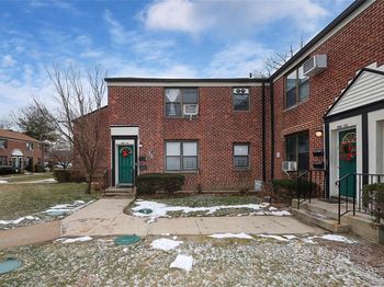196-23 73rd Ave