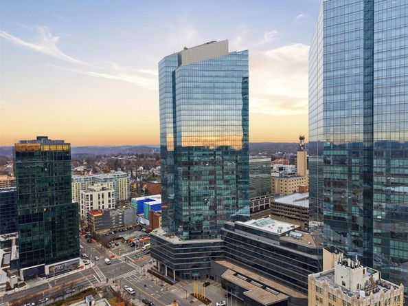 5 Renaissance Square 16D, White Plains NY 10601