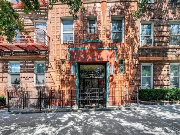 601 Pelham Parkway N 106, Bronx NY 10467