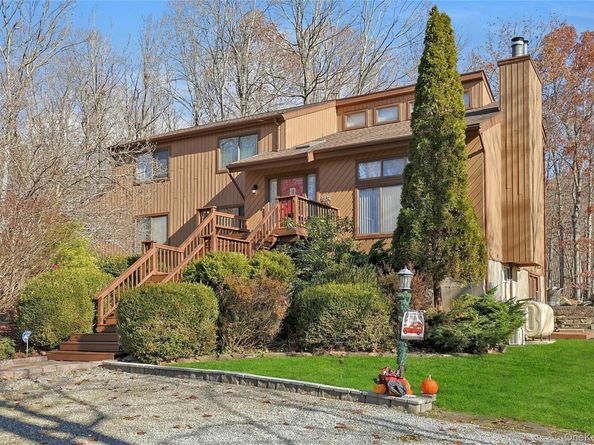 31 Powder Horn Road, Cortlandt Manor NY 10567