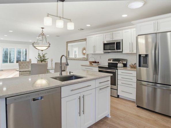 62 Knolls Drive, Stony Brook NY 11790