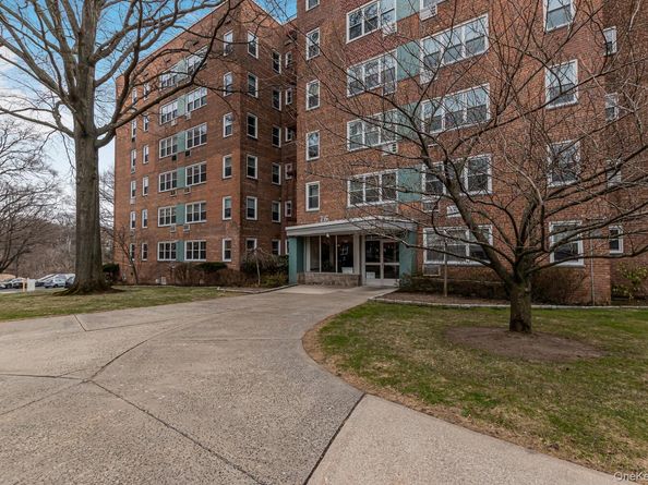 76 DeHaven Drive 6L, Yonkers NY 10703
