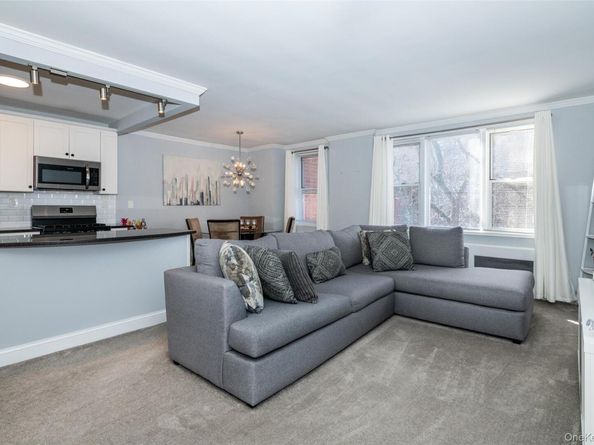 4 Sadore Lane 5J, Yonkers NY 10710