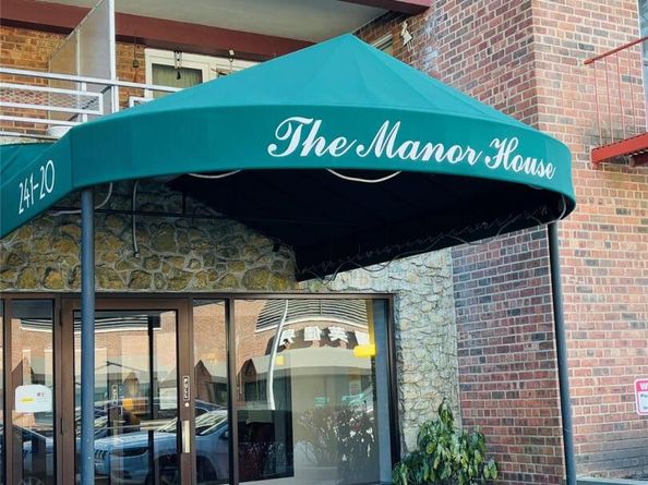 241-20 Northern Blvd 2C, Douglaston NY 11362