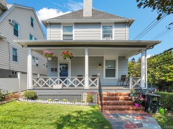 1 Bayview Avenue