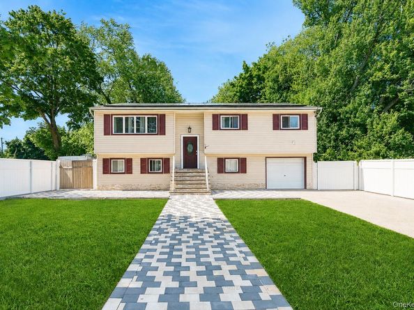 9 Hamlin Avenue, West Babylon NY 11704