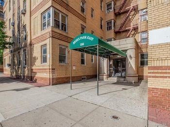 2166 Bronx Park E